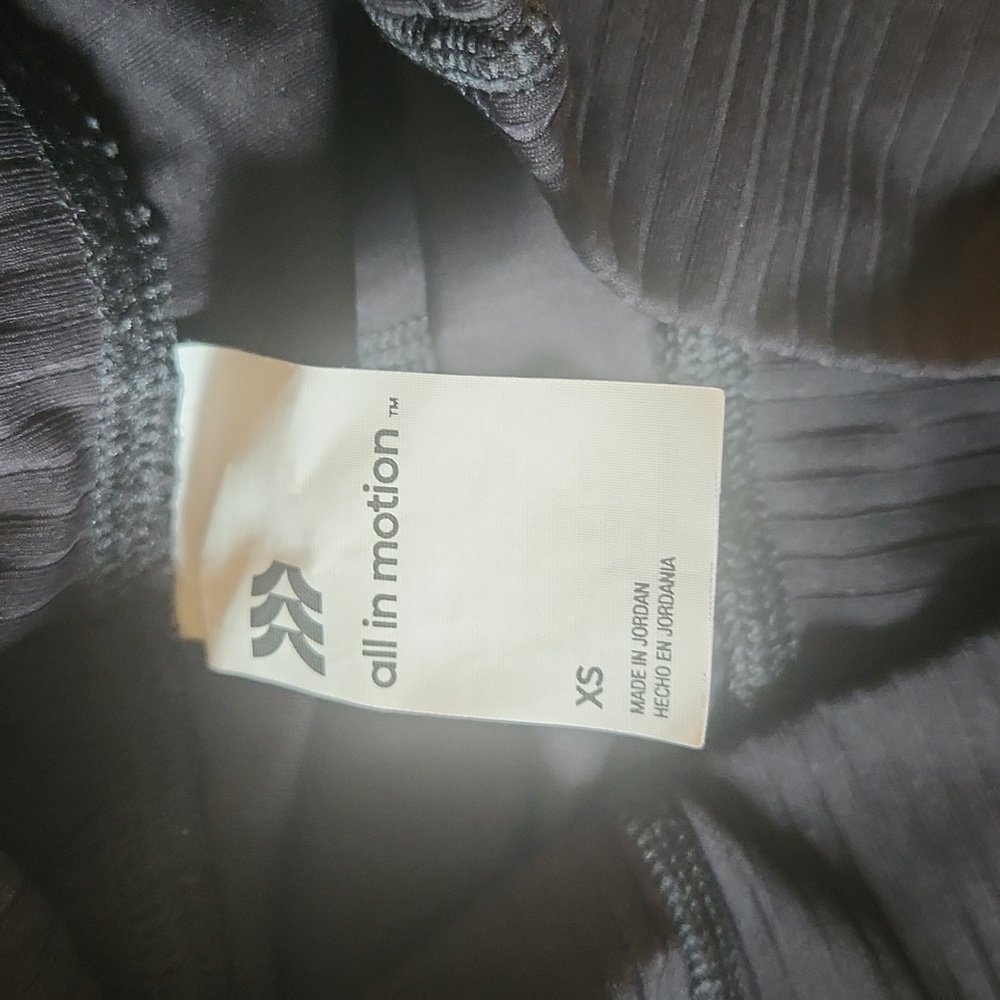 🍀All in Motion Black Ribbed Leggings - Picture 3 of 4